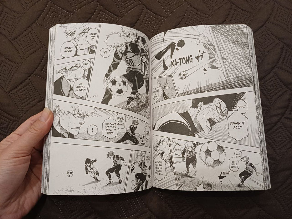 Манґа "Blue Lock" volume 8 (англійською мовою)