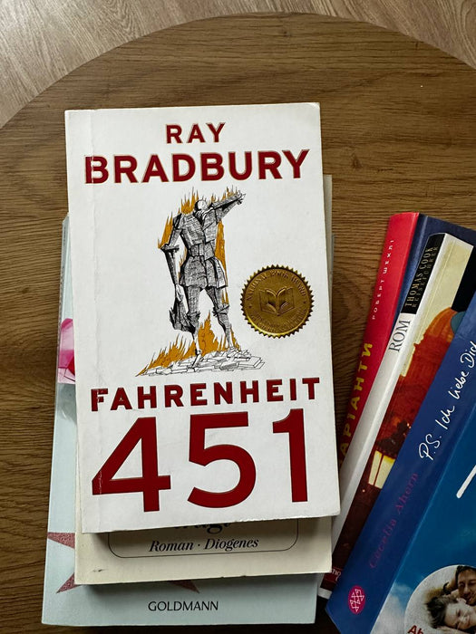 FAHRENHEIT 451